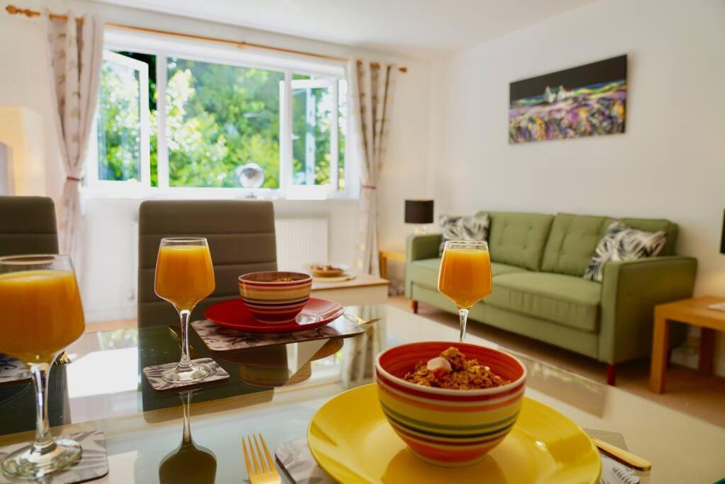 Super-Quiet Town Centre Flat 5 Min Walk To Station Apartment Royal Tunbridge Wells Bagian luar foto