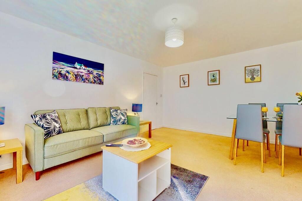 Super-Quiet Town Centre Flat 5 Min Walk To Station Apartment Royal Tunbridge Wells Bagian luar foto